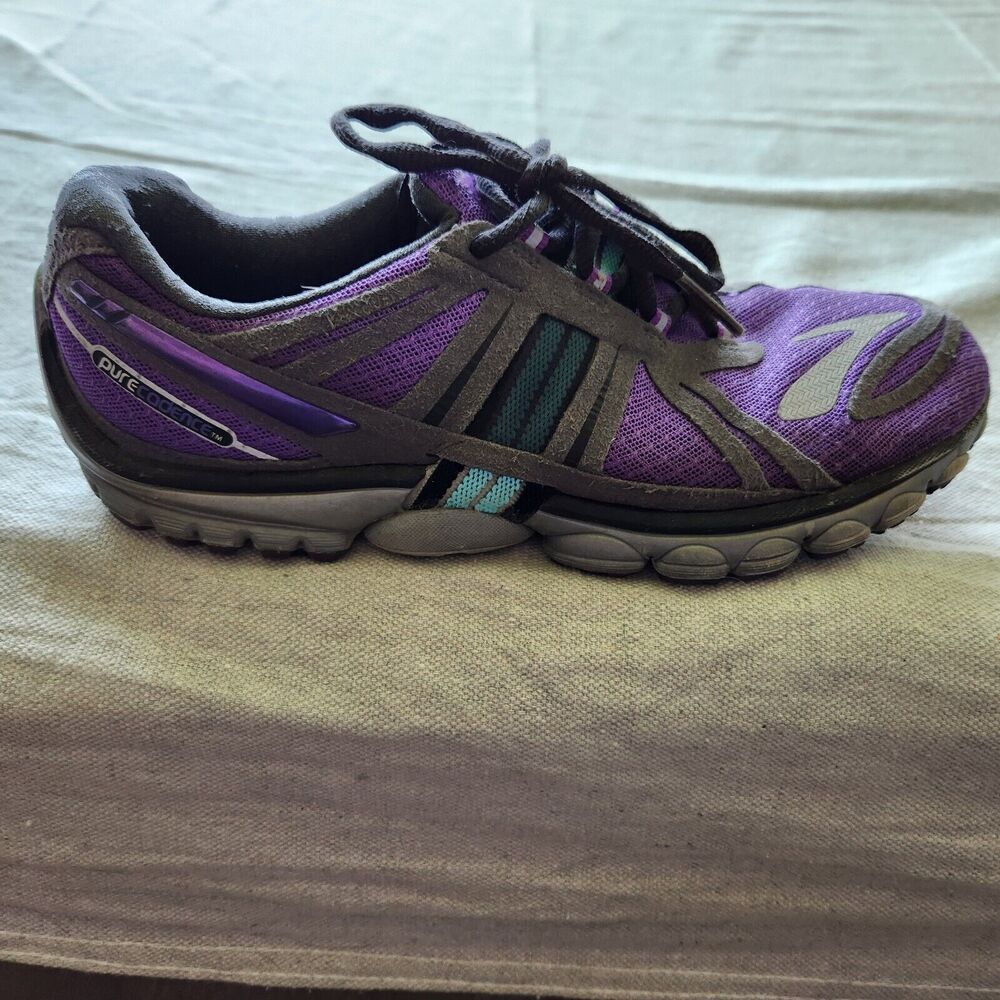 Brooks Running Shoes Womens 8 B Purple Pure Cadence 2 Athletic 1201341B554